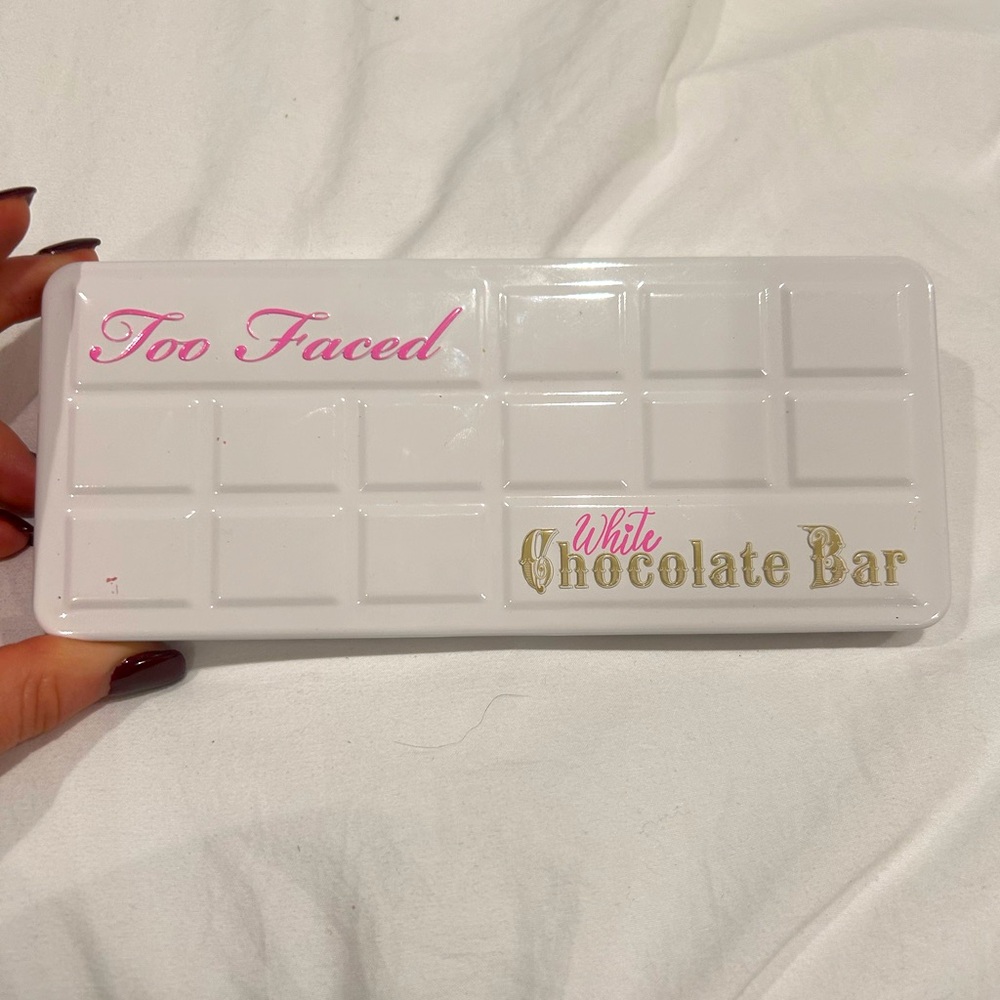Too faced white chocolate bar makeup pallet